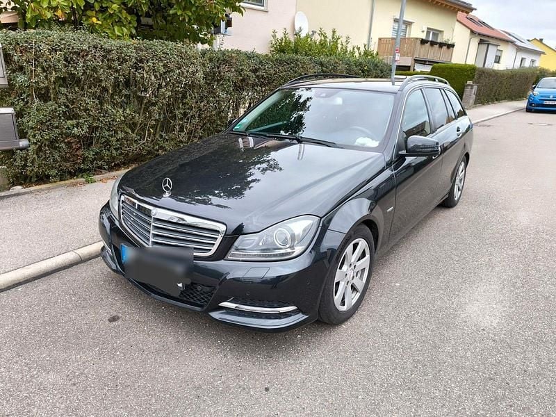 Schwarz Gebraucht 2012 Mercedes C220 Kombi | 7.250 € (Superpreis) - Bild 1/4