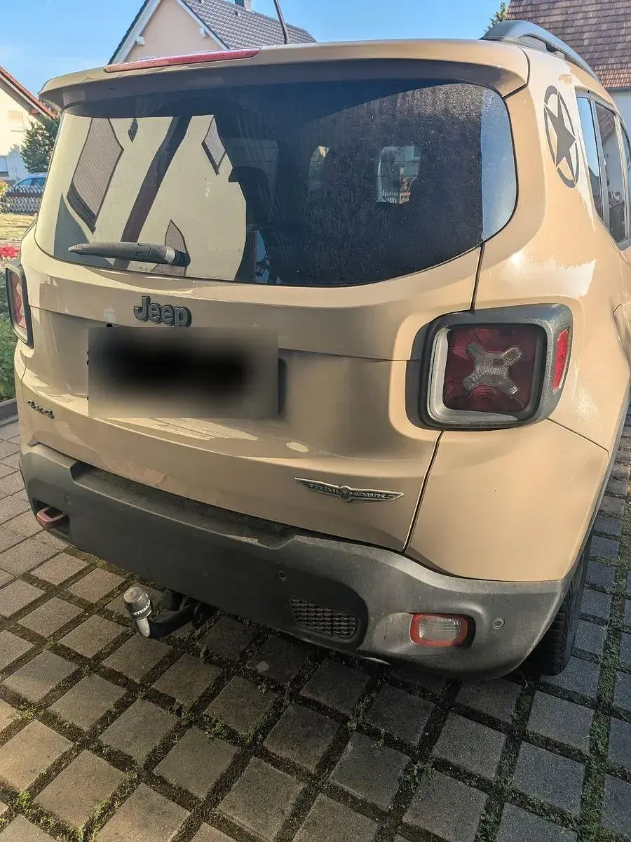 Gebraucht Jeep Renegade 170 PS (125 kW) 2017 Schwarz SUV