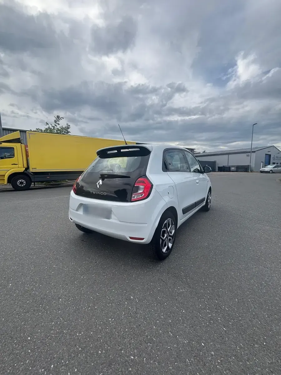 Gebraucht Renault Twingo SE 65 PS (47 kW) 2021 Weiß Kleinwagen