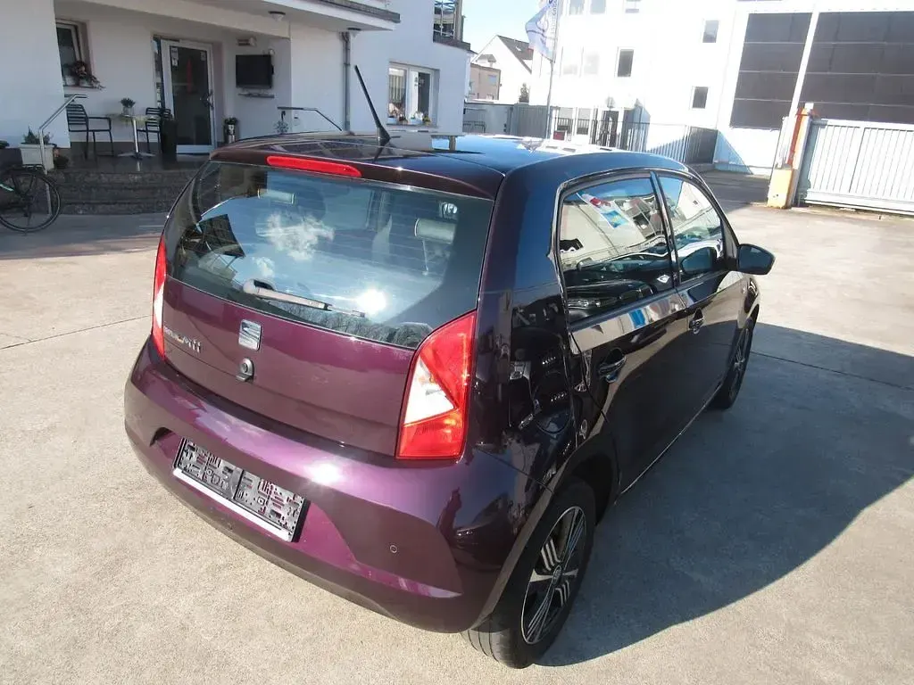 Gebraucht Seat Mii Cosmopolitan 60 PS (44 kW) 2017 Violett Kleinwagen