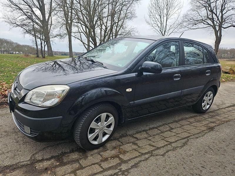 Gebraucht Kia Rio EX 97 PS (71 kW) 2007 Schwarz Limousine