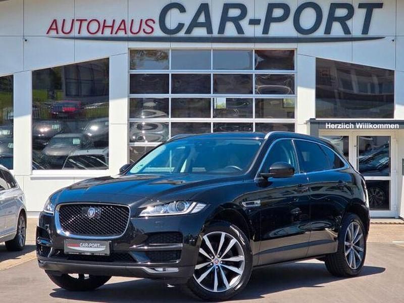 Schwarz Gebraucht 2017 Jaguar F-Pace Portfolio SUV | 26.490 € (Fairer Preis) - Bild 1/4