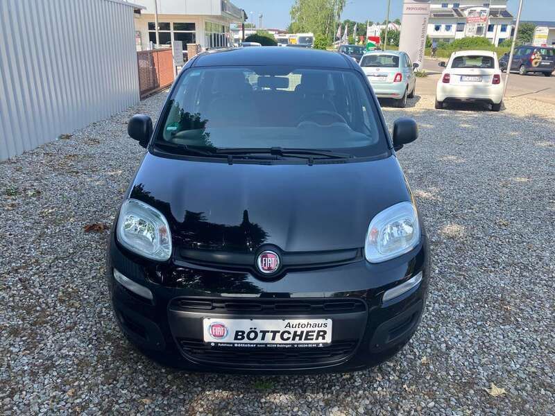 (cinema schwarz) Gebraucht 2016 Fiat Panda Pop Kleinwagen | 6.890 € (Fairer Preis) - Bild 1/4
