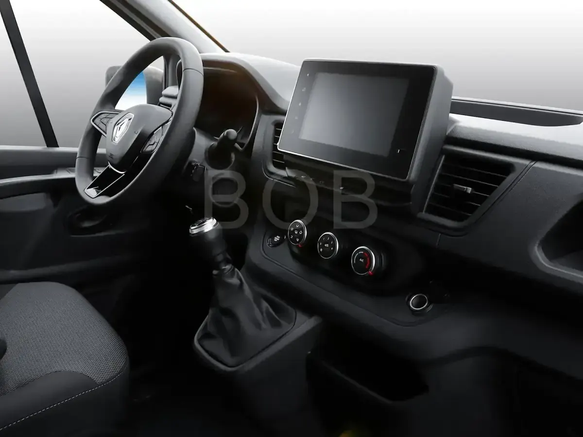 Gebraucht Renault Trafic Komfort 150 PS (110 kW) 2024 Weiß Van / Kleinbus