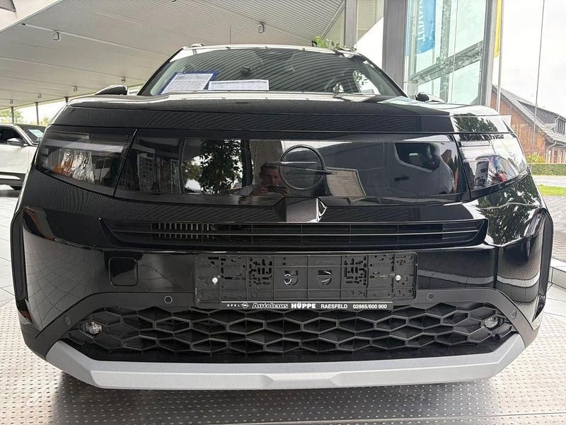 Neu Opel Frontera 145 PS (106 kW) 2025 Schwarz SUV