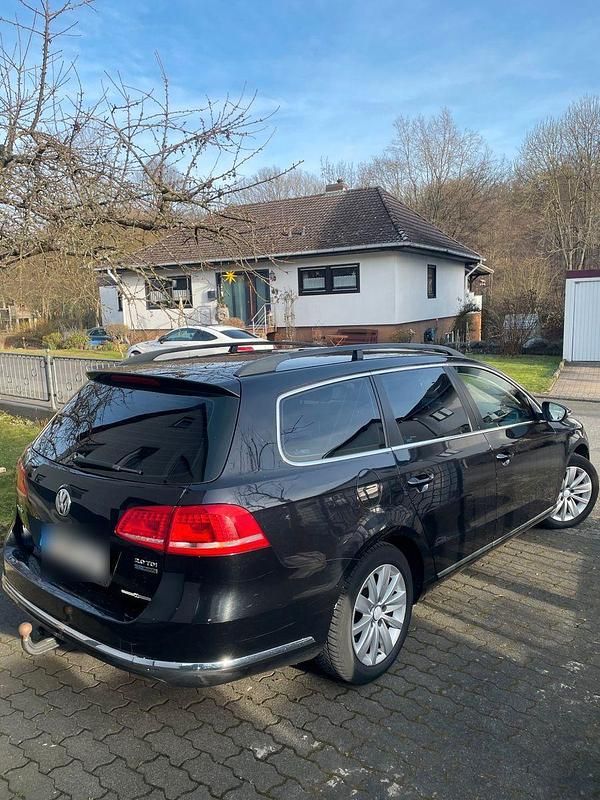 Gebraucht VW Passat Comfortline 140 PS (102 kW) 2011 Schwarz Kombi