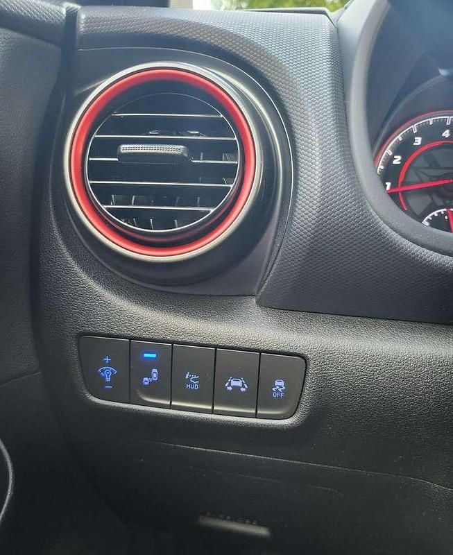 Gebraucht Hyundai Kona Edition 177 PS (130 kW) 2019 Grau SUV