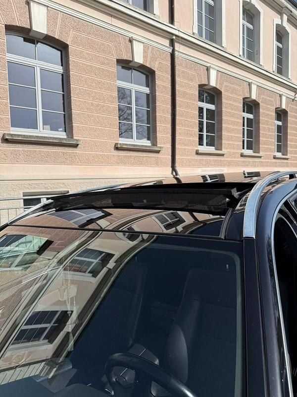 Gebraucht Mercedes E350 265 PS (194 kW) 2012 Schwarz Kombi