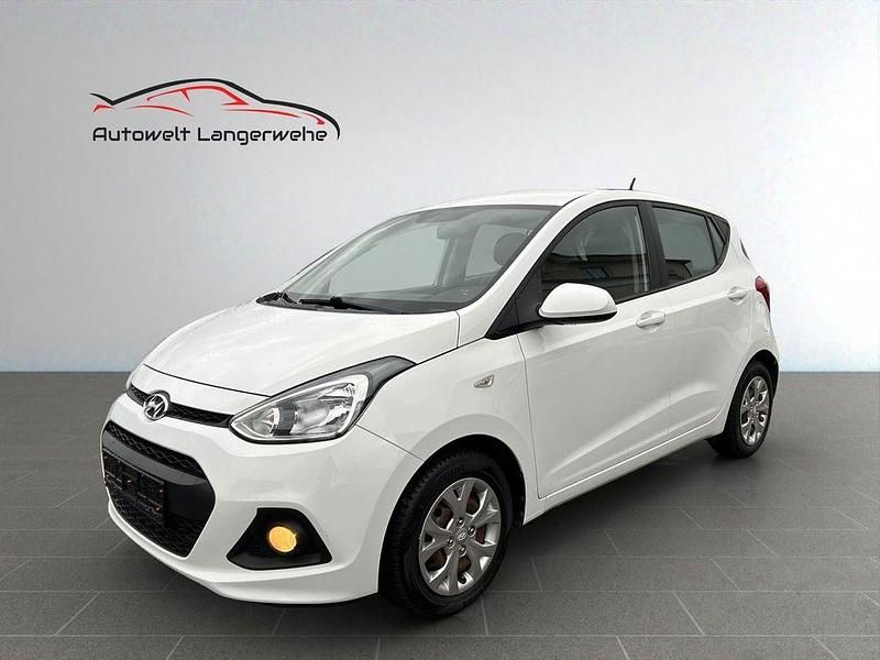 Weiß Gebraucht 2016 Hyundai i10 Trend Kleinwagen | 9.999 € (Fairer Preis) - Bild 1/4