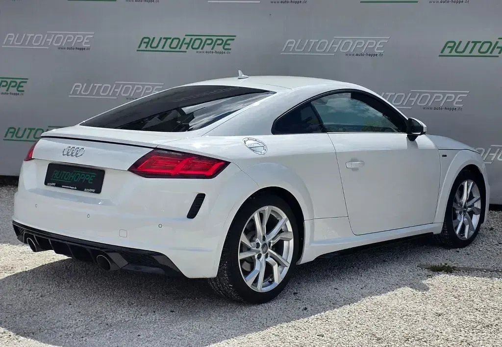 Second-hand Audi TT S-Line 197 CP (144 kW) 2019 Alb Coupe