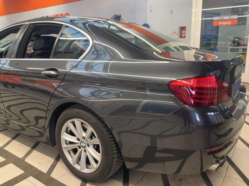 Gebraucht BMW 528 245 PS (180 kW) 2013 Grau Limousine