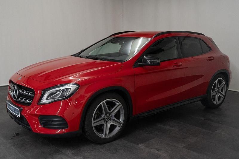 Jupiterrot uni Gebraucht 2019 Mercedes GLA250 SUV | 26.900 € (Fairer Preis) - Bild 1/4