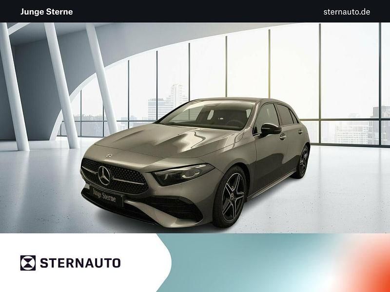Metalliclack mountaingrau Gebraucht 2025 Mercedes A200 Advanced Plus Limousine | 32.720 € (Fairer Preis) - Bild 1/4