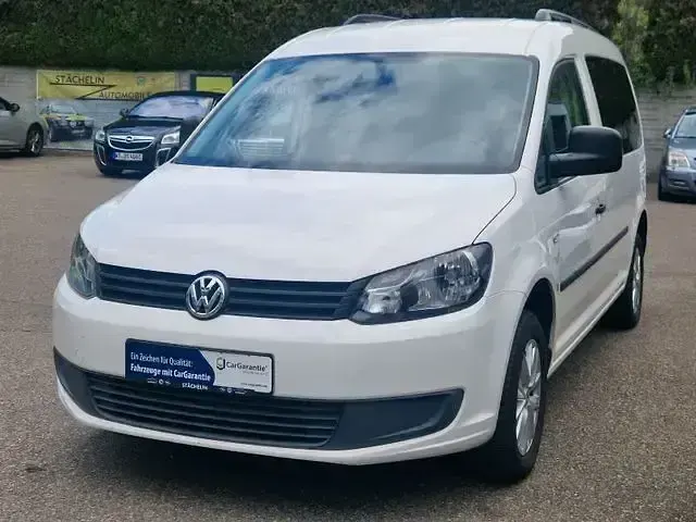 Usado VW Caddy Startline 105 HP (77 kW) 2011 Branco Monovolume