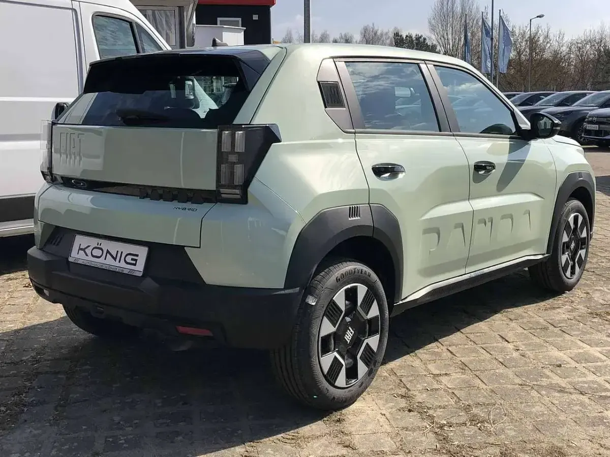 Gebraucht Fiat Grande Panda Business 110 PS (80 kW) 2026 Blau Kleinwagen
