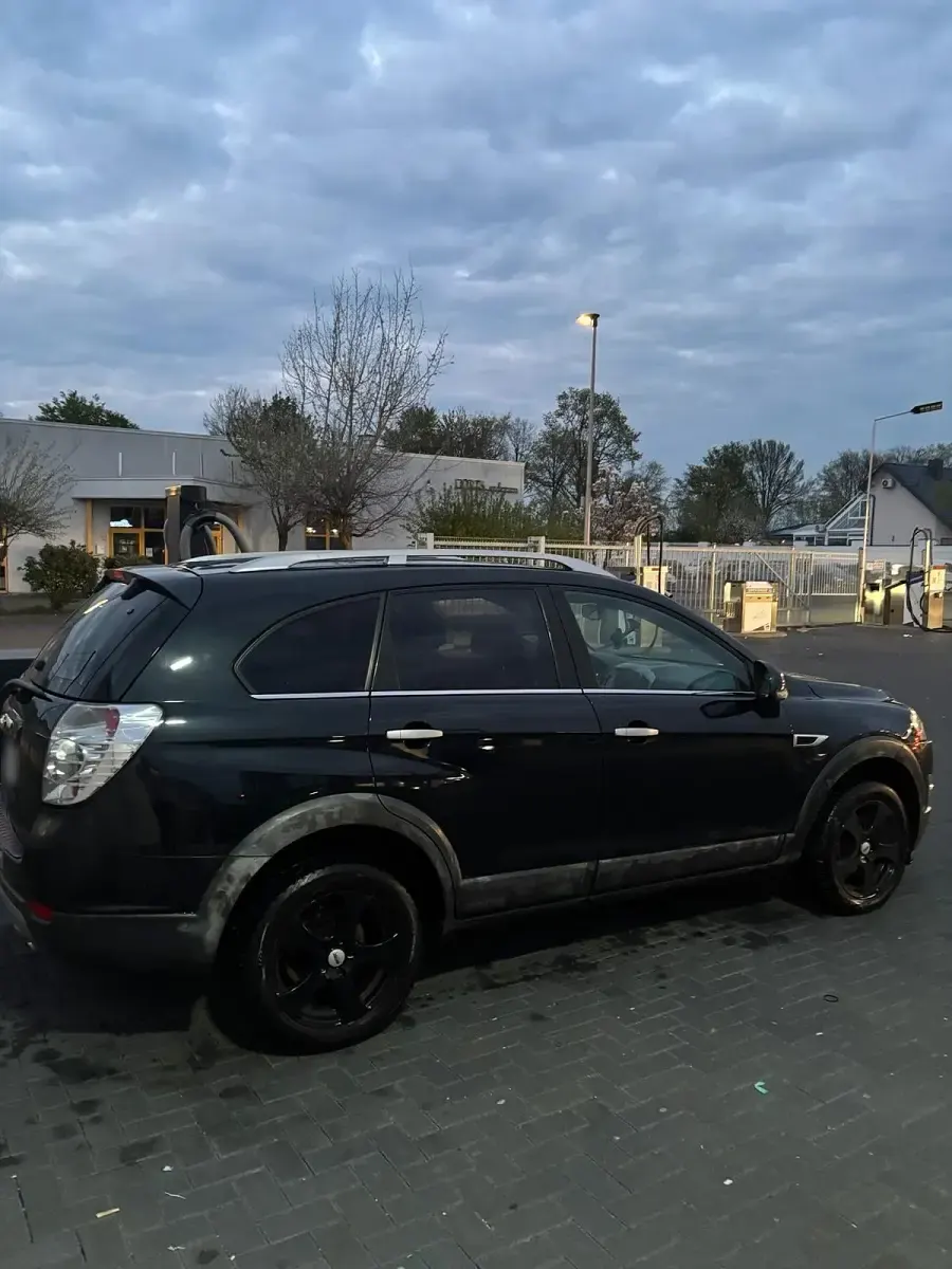 Gebraucht Chevrolet Captiva 184 PS (135 kW) 2011 Schwarz SUV