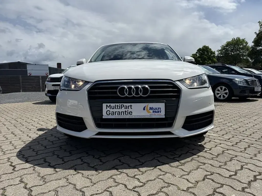 Gebraucht Audi A1 Sportback Sport 90 PS (66 kW) 2018 Weiß Kleinwagen