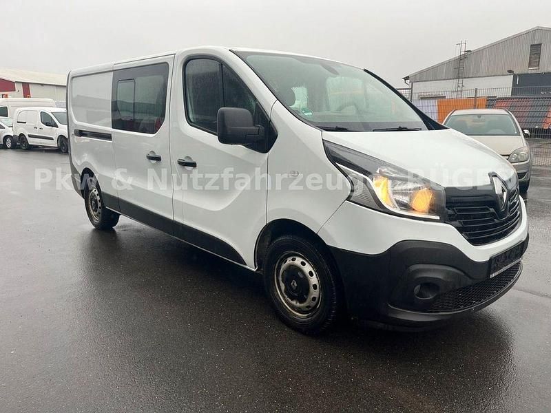 Gebraucht Renault Trafic 145 PS (106 kW) 2019 Weiß Van / Kleinbus