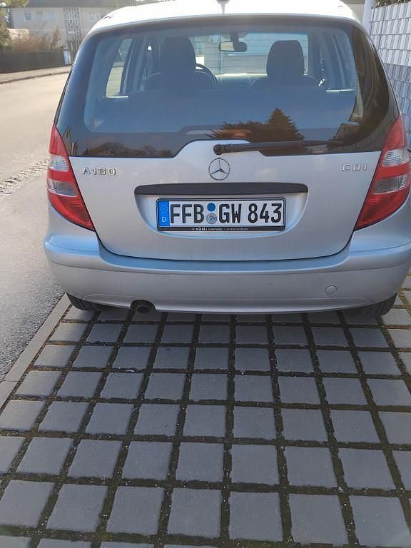 Gebraucht Mercedes A180 Classic 109 PS (80 kW) 2007 Grau Van / Kleinbus