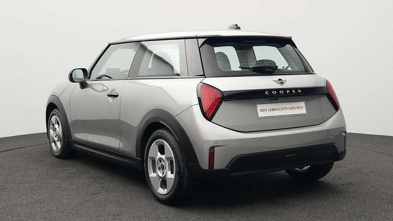 Second-hand Mini Cooper Classic 156 CP (114 kW) 2024 Gri Hatchback