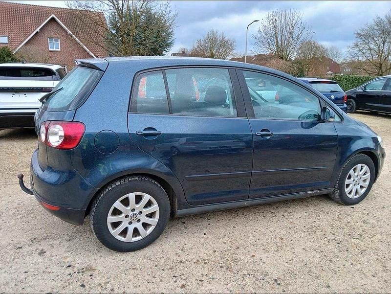 Gebraucht VW Golf IV 116 PS (85 kW) 2005 Blau Kleinwagen