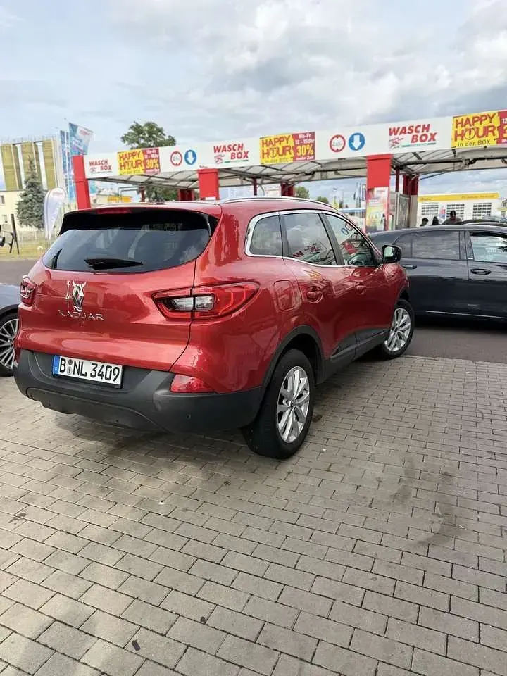 Gebraucht Renault Kadjar Experience 131 PS (96 kW) 2015 Rot SUV