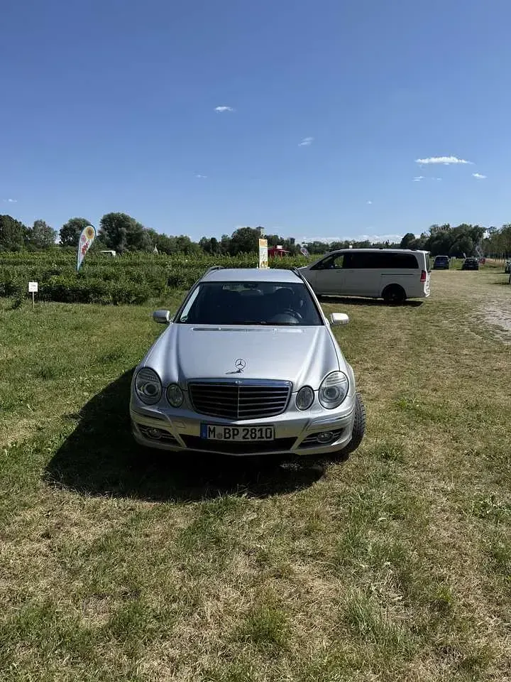 Gebraucht Mercedes E200 184 PS (135 kW) 2006 Silber Kombi