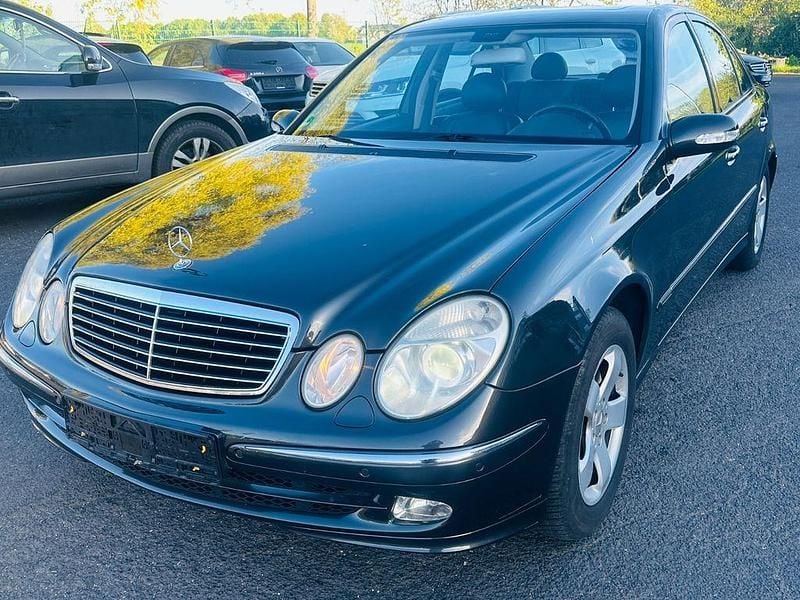 Second-hand Mercedes E240 177 CP (130 kW) 2002 Gri Berlinǎ