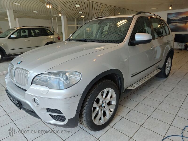 Silber Gebraucht 2012 BMW X5 Sport Line SUV | 20.950 € (Fairer Preis) - Bild 1/4