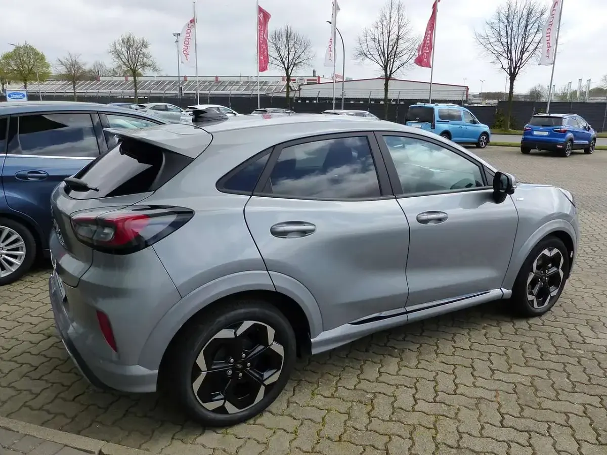 Usata Ford Puma ST-Line X 155 CV (114 kW) 2025 Argento SUV