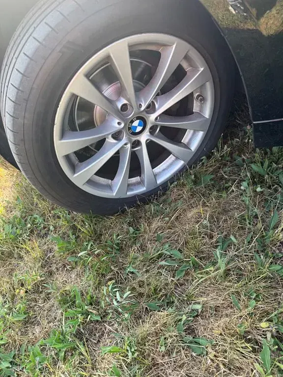 Gebraucht BMW 318 Sport Line 150 PS (110 kW) 2019 Schwarz Kombi