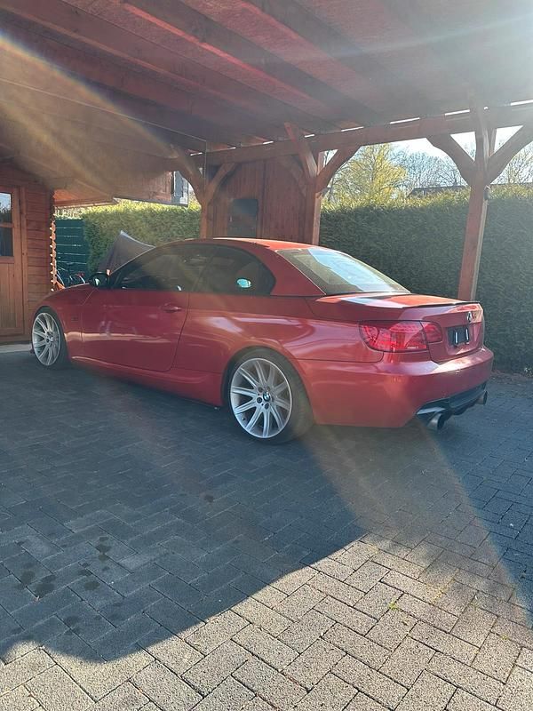 Gebraucht BMW 335 Cabriolet Performance 306 PS (225 kW) 2008 Rot Cabrio