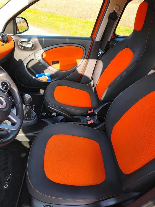 Gebraucht Smart ForFour 90 PS (66 kW) 2015 Orange Kleinwagen