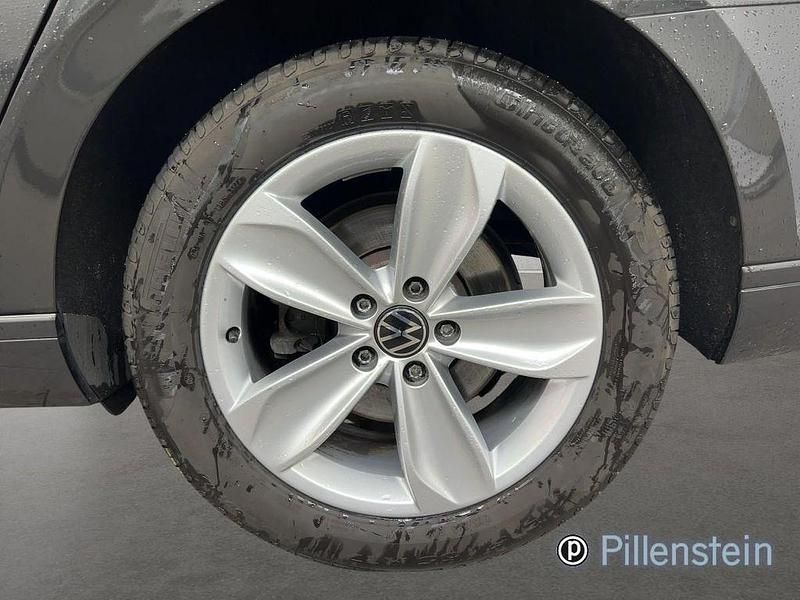 Gebraucht VW Passat Business 200 PS (147 kW) 2023 Grau Kombi