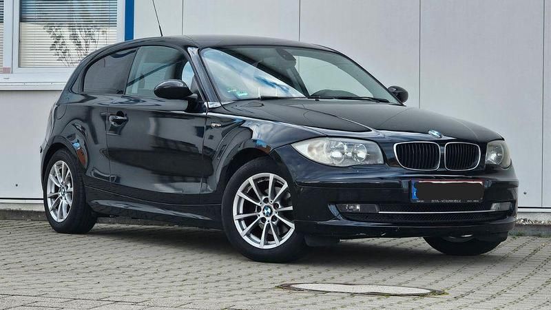 Schwarz Gebraucht 2008 BMW 116 Advantage Kleinwagen | 1.480 € (Superpreis) - Bild 1/4