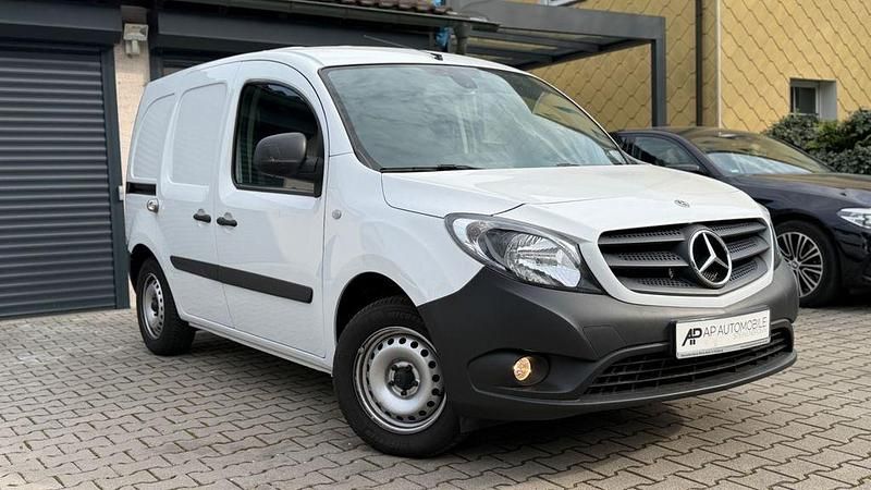 Gebraucht Mercedes Citan 109 95 PS (69 kW) 2020 Weiß Van / Kleinbus