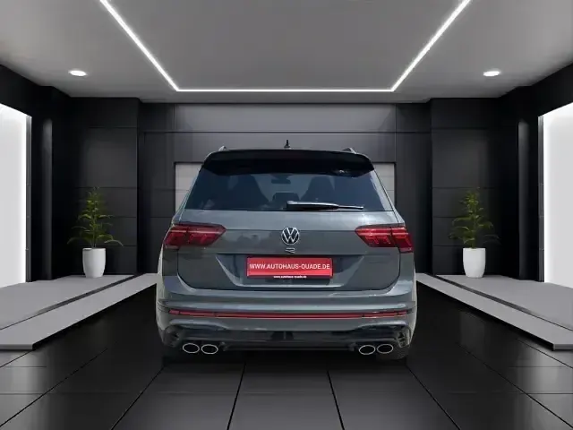 Gebraucht VW Tiguan R 320 PS (235 kW) 2022 Grau SUV