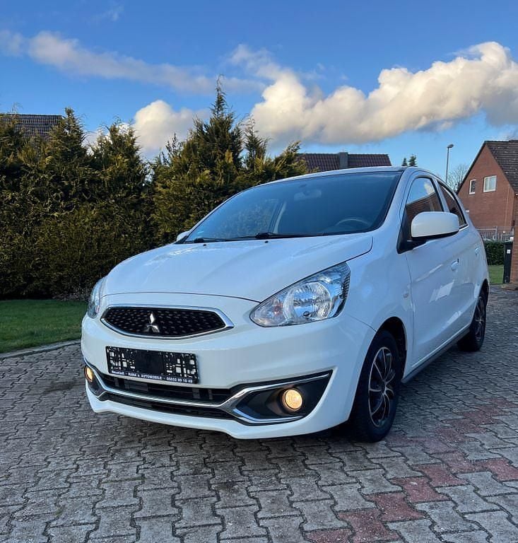 Gebraucht Mitsubishi Space Star 71 PS (52 kW) 2020 Weiß Kleinwagen