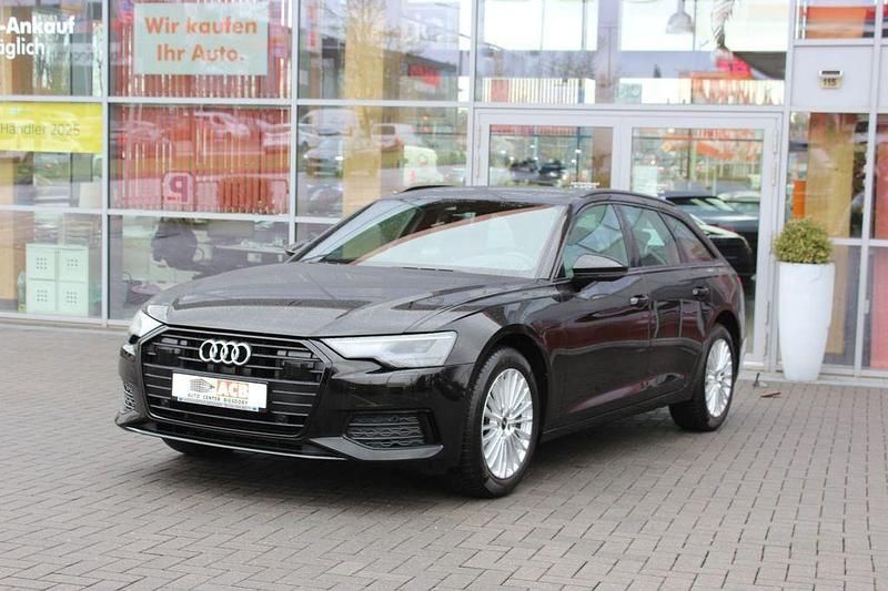 Gebraucht Audi A6 Ambiente 204 PS (150 kW) 2021 Mythosschwarzmet. (metallic) Kombi