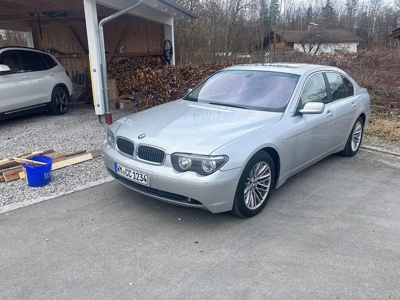 Gebraucht BMW 735 272 PS (200 kW) 2001 Grau Limousine