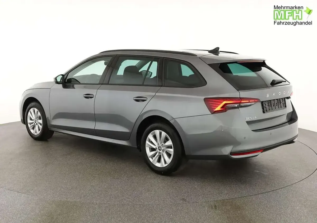 Neu Skoda Octavia Selection 150 PS (110 kW) 2026 Graphite grau metallic Kombi