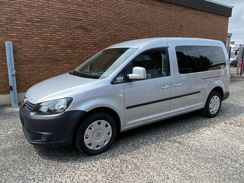 Silber Gebraucht 2014 VW Caddy Van / Kleinbus | 12.990 € (Teuer) - Bild 1/4