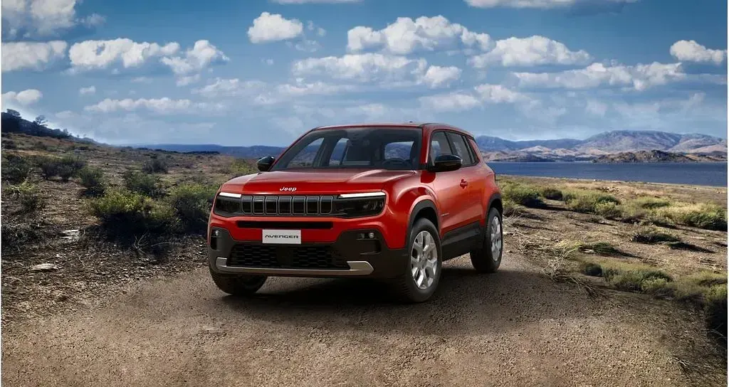 Neu Jeep Avenger EV 114 kW (156 PS) 2026 Rot SUV