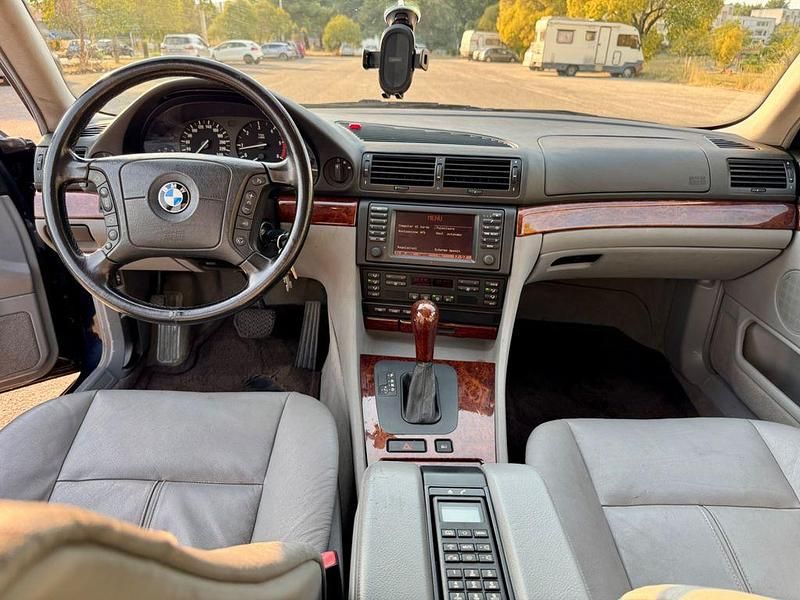 Gebraucht BMW 730 193 PS (141 kW) 2000 Blau Limousine