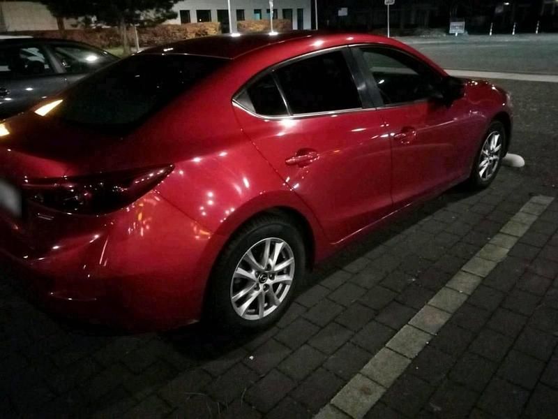 Gebraucht Mazda 3 122 PS (89 kW) 2014 Weiß Limousine