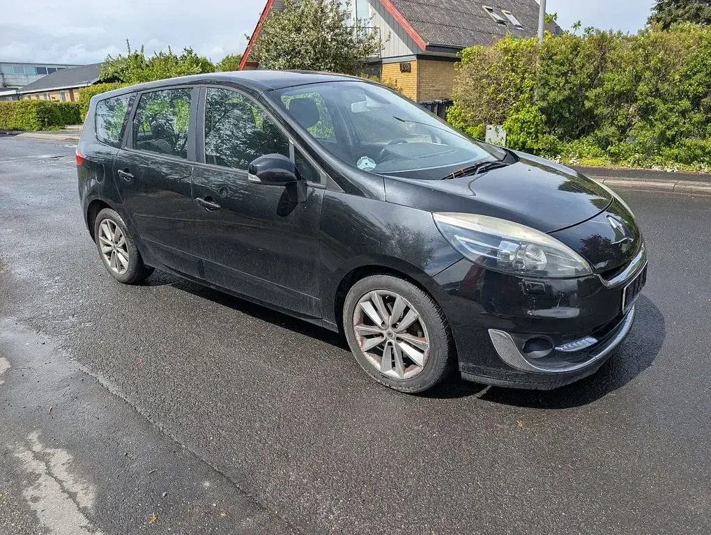 Gebraucht Renault Grand Scénic III Expression 131 PS (96 kW) 2012 Schwarz Van / Kleinbus