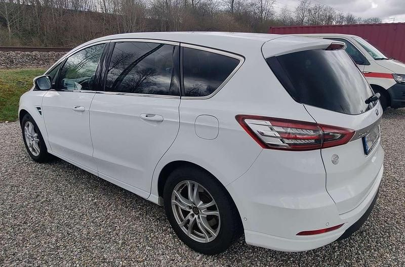 Gebraucht Ford S-MAX S 150 PS (110 kW) 2016 Weiß Van / Kleinbus