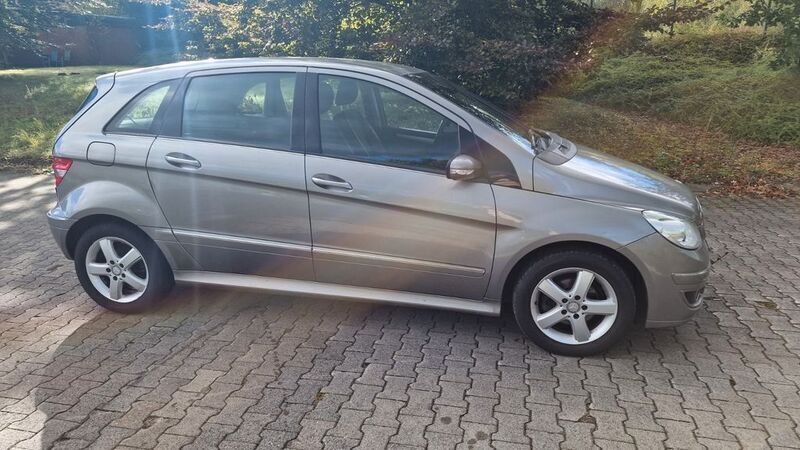 Gebraucht Mercedes B170 116 PS (85 kW) 2008 Grau Van / Kleinbus