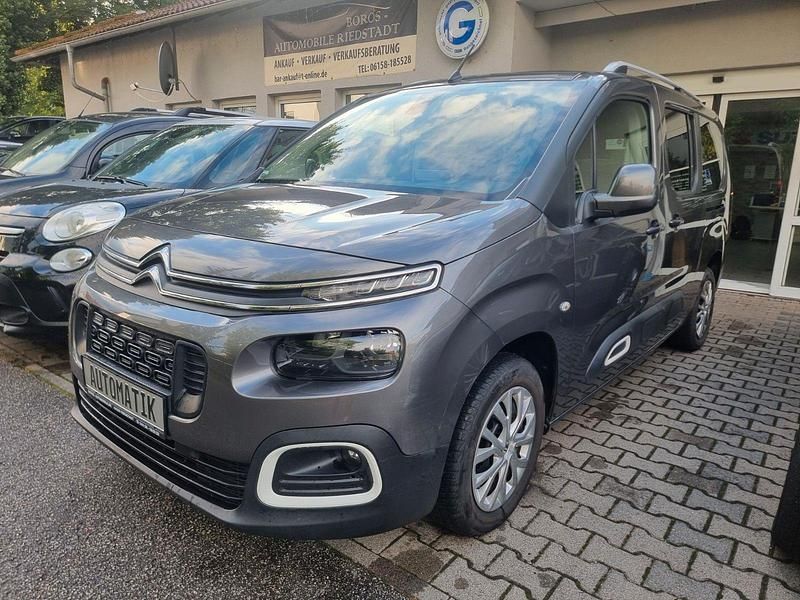 Grau Gebraucht 2020 Citroën Berlingo Feel Van / Kleinbus | 22.900 € (Fairer Preis) - Bild 1/4