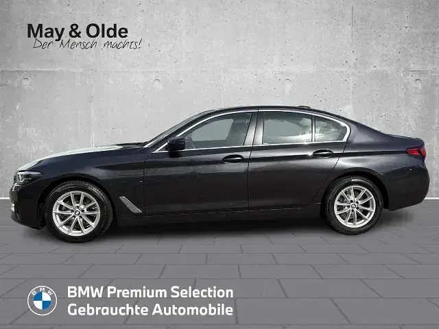 Gebraucht BMW 520 190 PS (139 kW) 2022 Grau Limousine